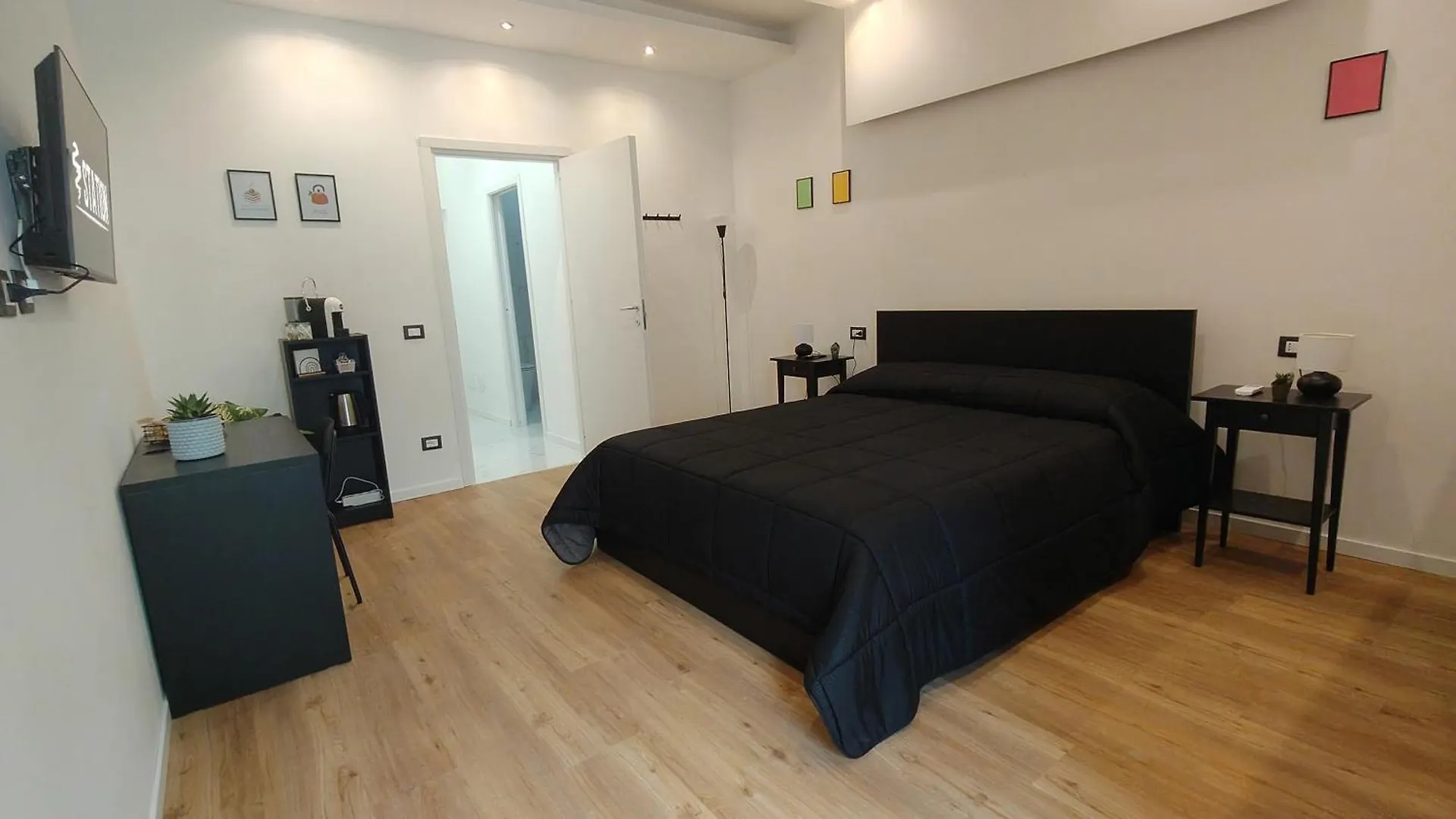 Guest house Zzzstation Rooms Rome Italy